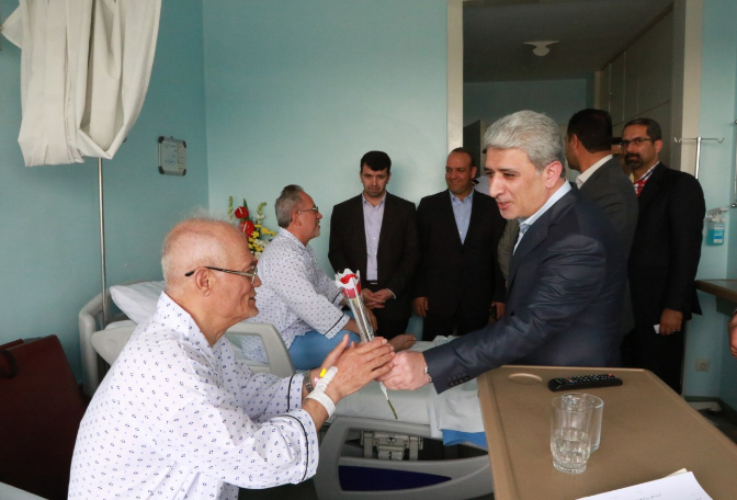 عیادت مدیرعامل بانک ملی ایران از همکاران جانباز