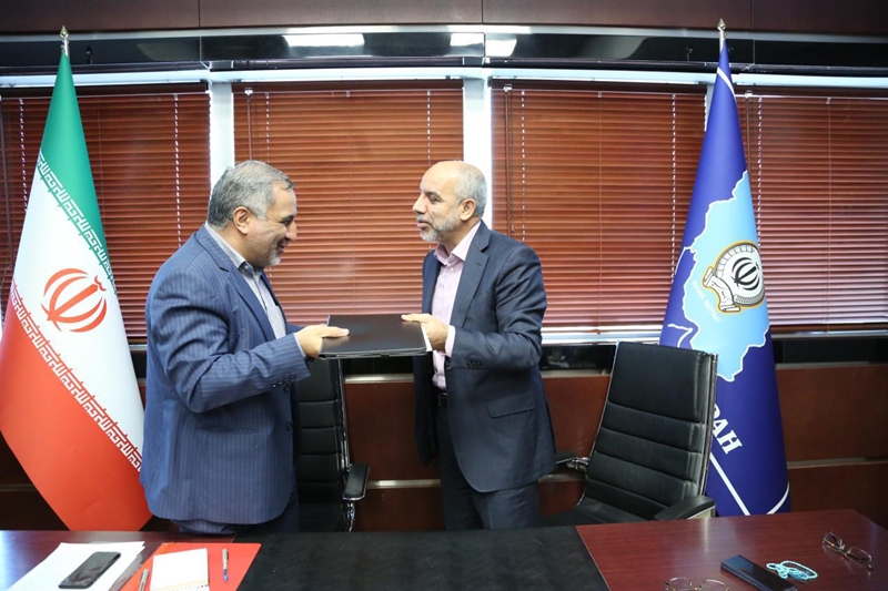 چقازردی: بانک سپه هرماه 2 هزار فقره تسهیلات تا سقف 15 میلیون تومان و با نرخ 15 درصد به نانوایان پرداخت می‌کند 